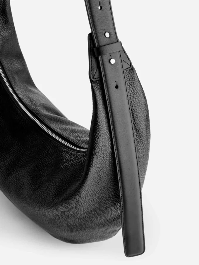 Curved Leather Bag Curved Leather Bag