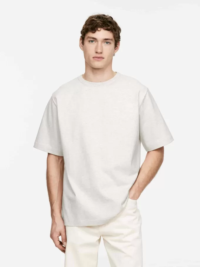 Heavy Weight T-Shirt Heavy Weight T-Shirt