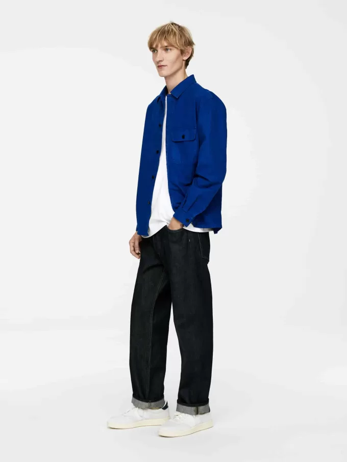 Heavy Weight T-Shirt Heavy Weight T-Shirt