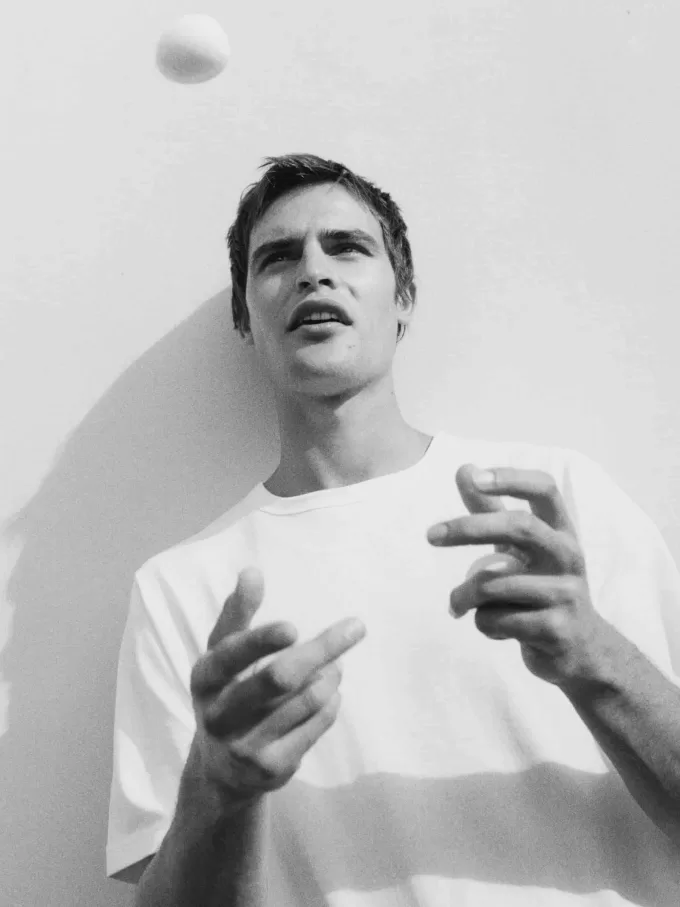 Heavy Weight T-Shirt Heavy Weight T-Shirt