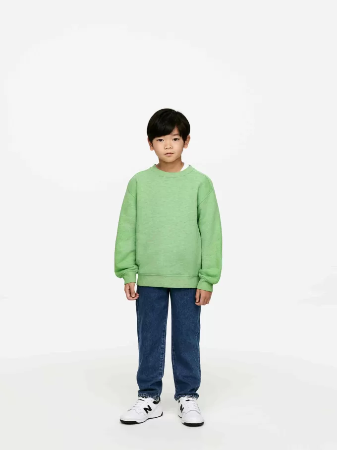 Heavyweight Sweatshirt Heavyweight Sweatshirt