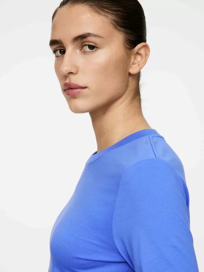 IRIS Lightweight T-Shirt