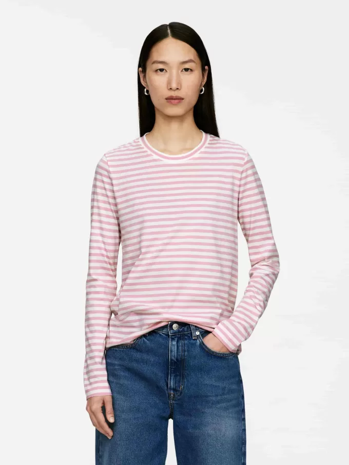 IRIS Lightweight T-Shirt IRIS Lightweight T-Shirt