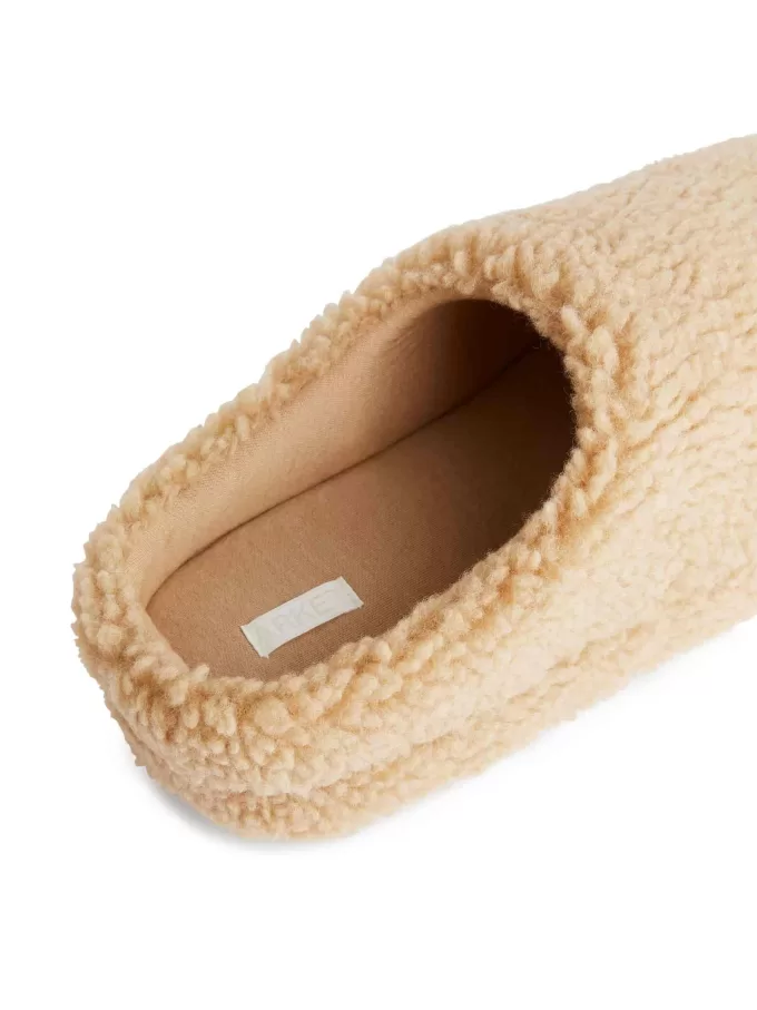 Indoor Slipper