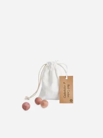 Iris Hantverk Cedar Balls