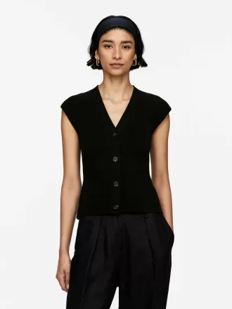 Knitted Sleeveless Top