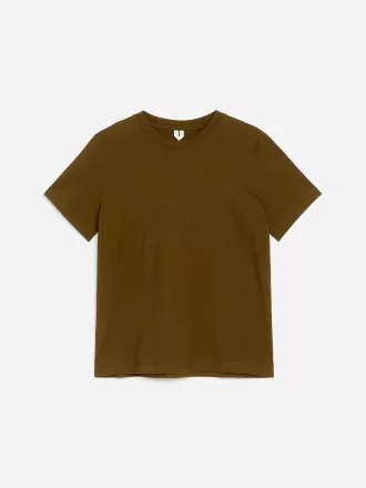 LILY Lightweight T-Shirt