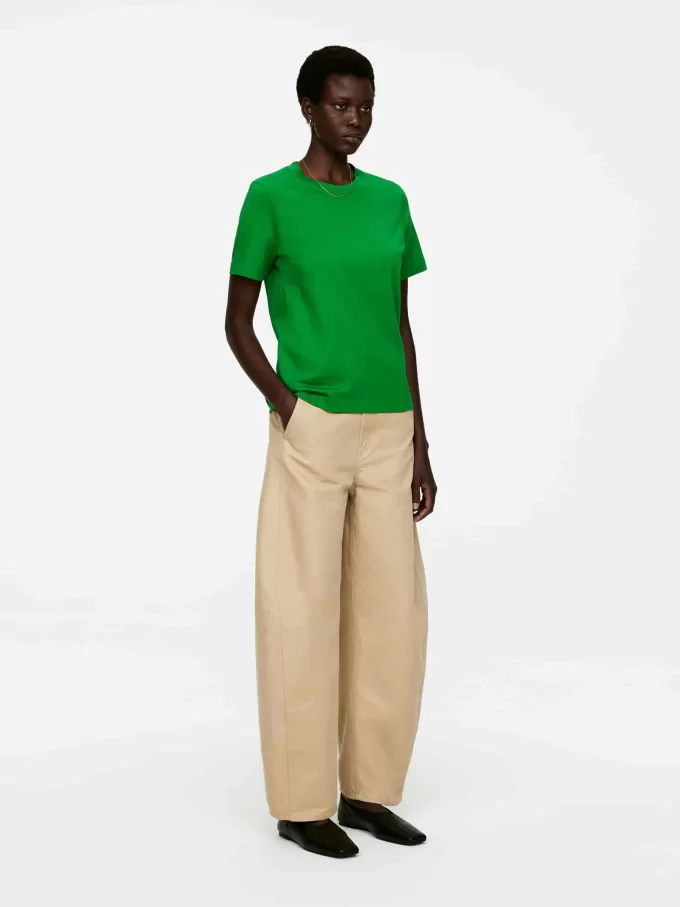 LILY Lightweight T-Shirt