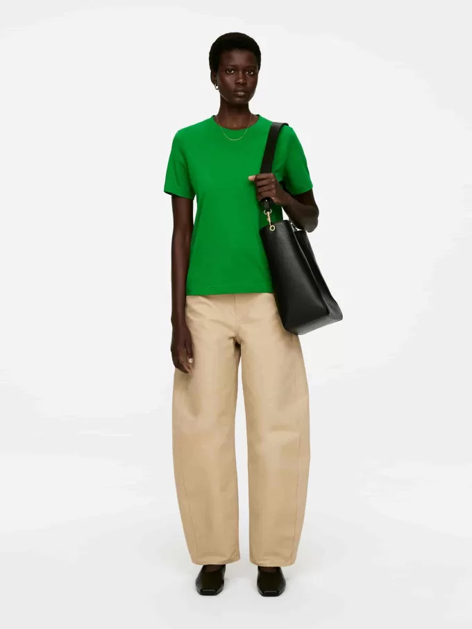 LILY Lightweight T-Shirt