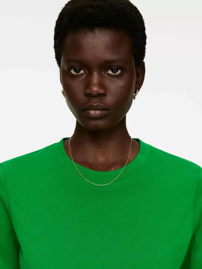 LILY Lightweight T-Shirt