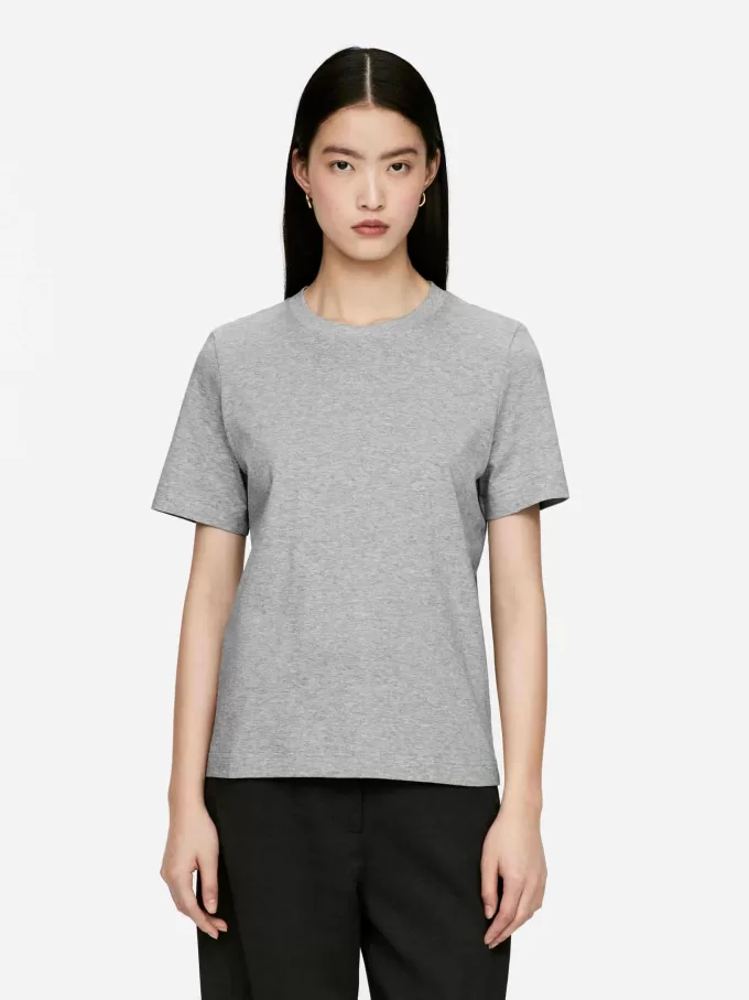 LILY Lightweight T-Shirt LILY Lightweight T-Shirt
