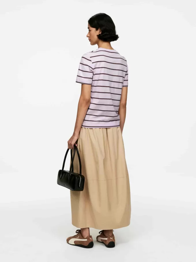 LILY Lightweight T-Shirt LILY Lightweight T-Shirt