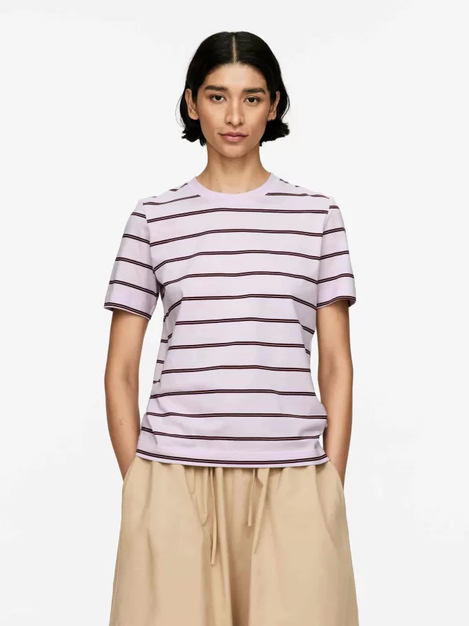 LILY Lightweight T-Shirt LILY Lightweight T-Shirt