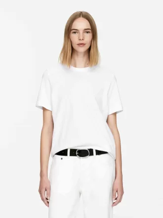 LILY Lightweight T-Shirt LILY Lightweight T-Shirt