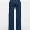 LUPINE Flared Jeans