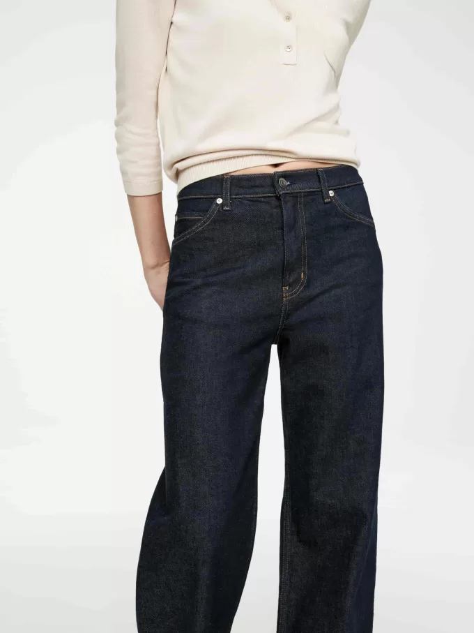 LUPINE Flared Jeans