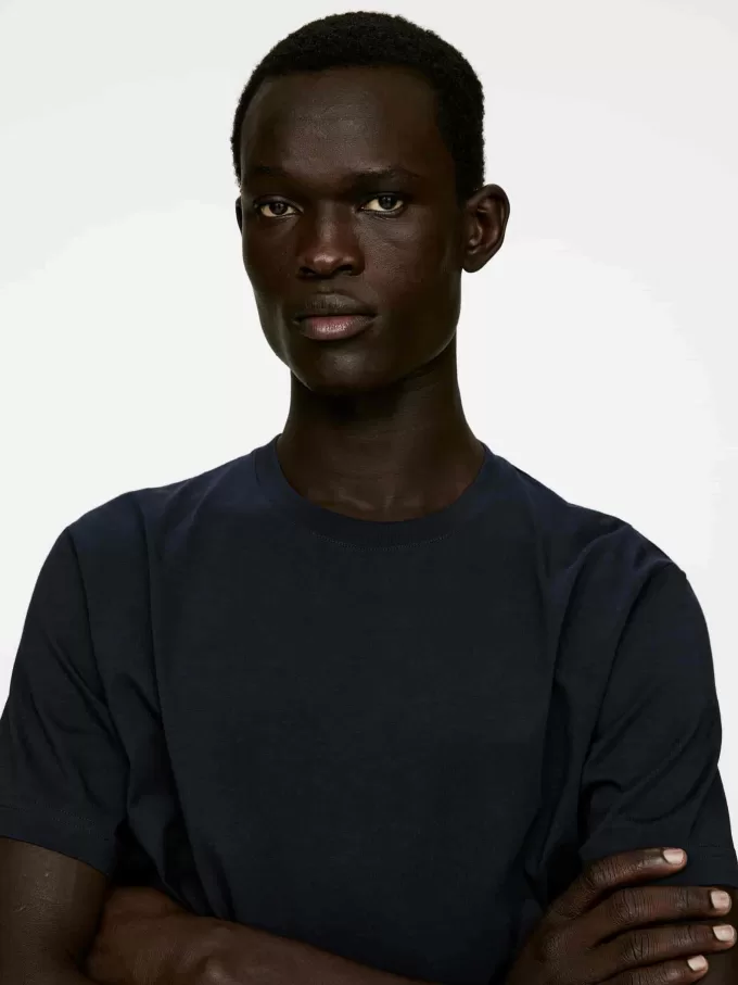 Lightweight T-Shirt Lightweight T-Shirt