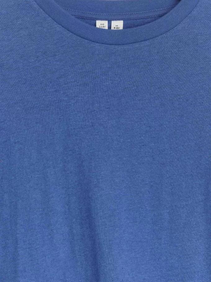 Long-Sleeve T-Shirt Long-Sleeve T-Shirt