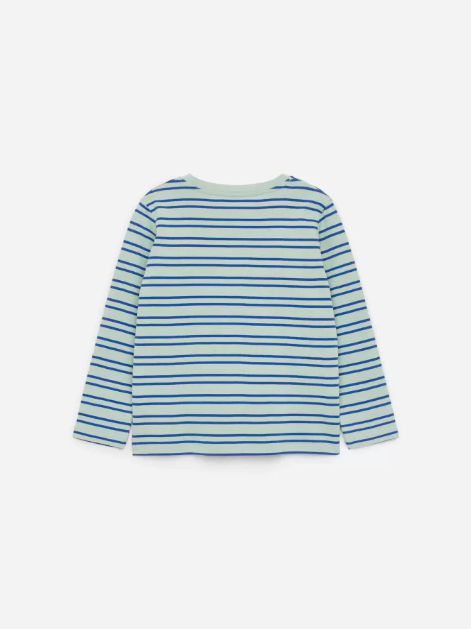 Long-Sleeved T-Shirt Long-Sleeved T-Shirt