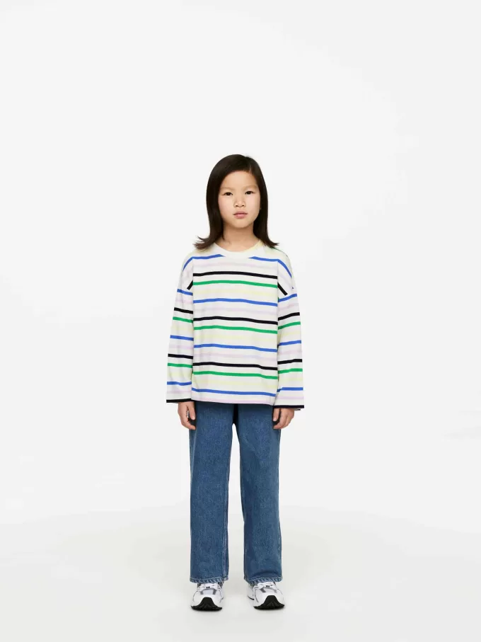 Long-Sleeved T-Shirt Long-Sleeved T-Shirt