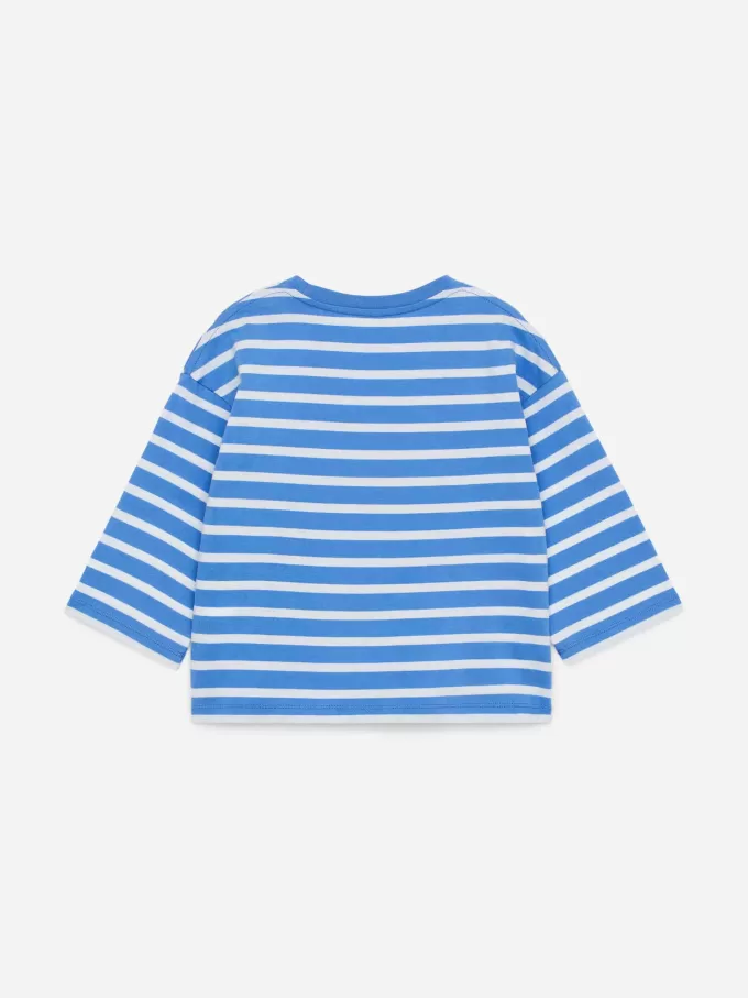 Long-Sleeved T-Shirt Long-Sleeved T-Shirt