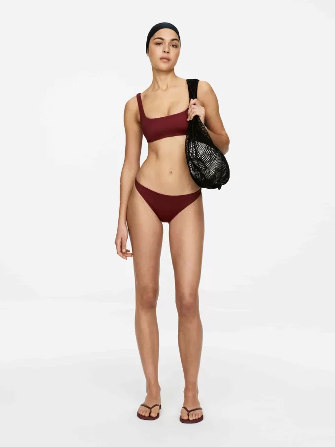 Low-Waist Bikini Briefs