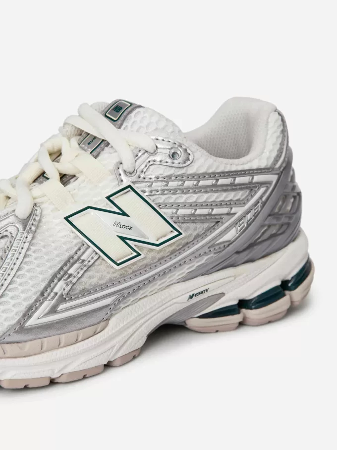 New Balance 1906R Trainers New Balance 1906R Trainers