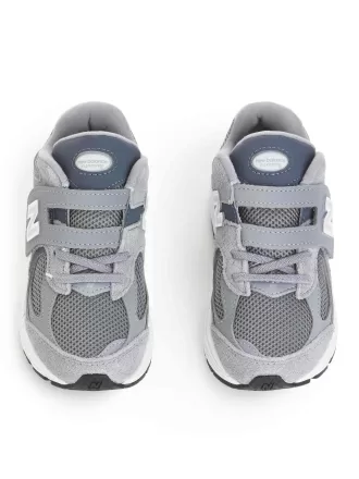 New Balance 2002 Youth Trainers