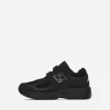 New Balance 2002R Trainers