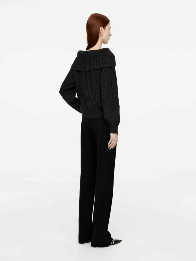 Off-Shoulder Rib Jumper Off-Shoulder Rib Jumper