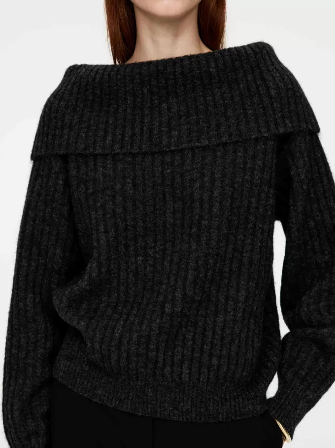 Off-Shoulder Rib Jumper Off-Shoulder Rib Jumper