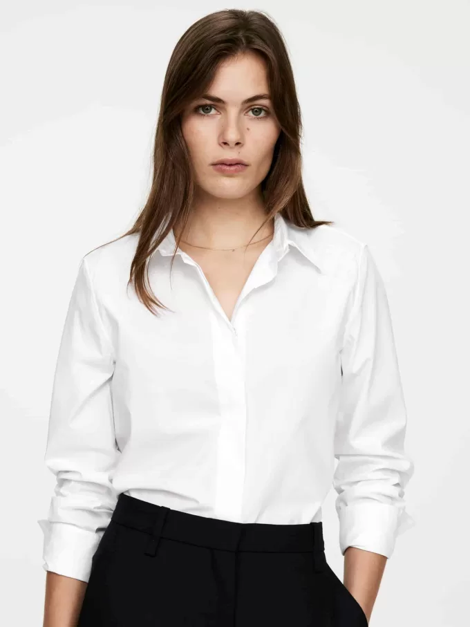 Regular-Fit Poplin Shirt Regular-Fit Poplin Shirt