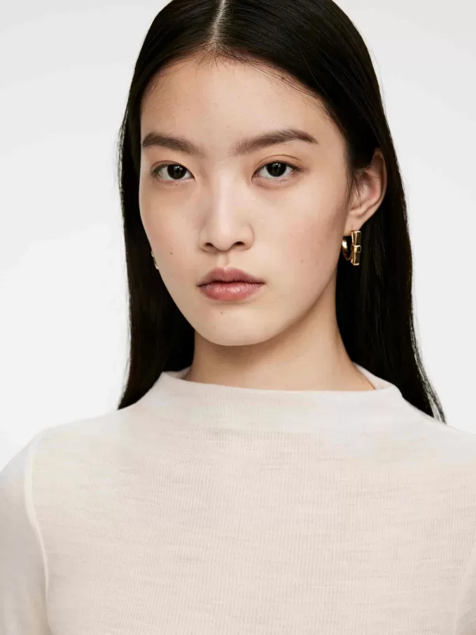 Rib-Knitted Wool Top Rib-Knitted Wool Top