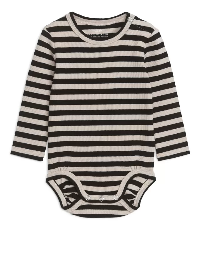 Ribbed Long-Sleeve Bodysuit Ribbed Long-Sleeve Bodysuit