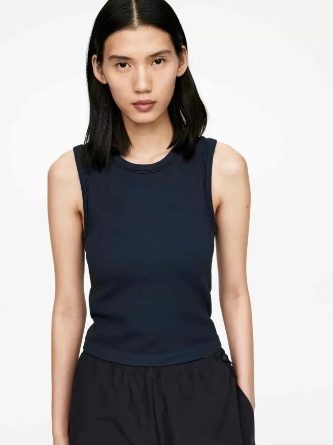 Ribbed Seamless Tank Top
