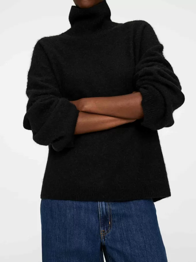 Roll-Neck Jumper Roll-Neck Jumper