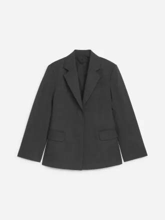 Slim Single-Breasted Blazer
