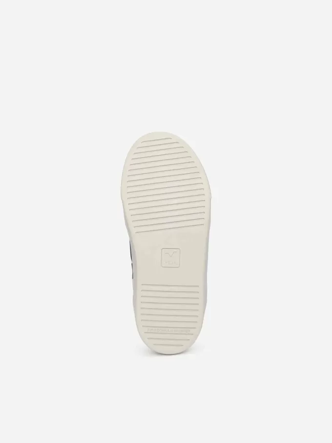 Veja V-12 Junior Trainers