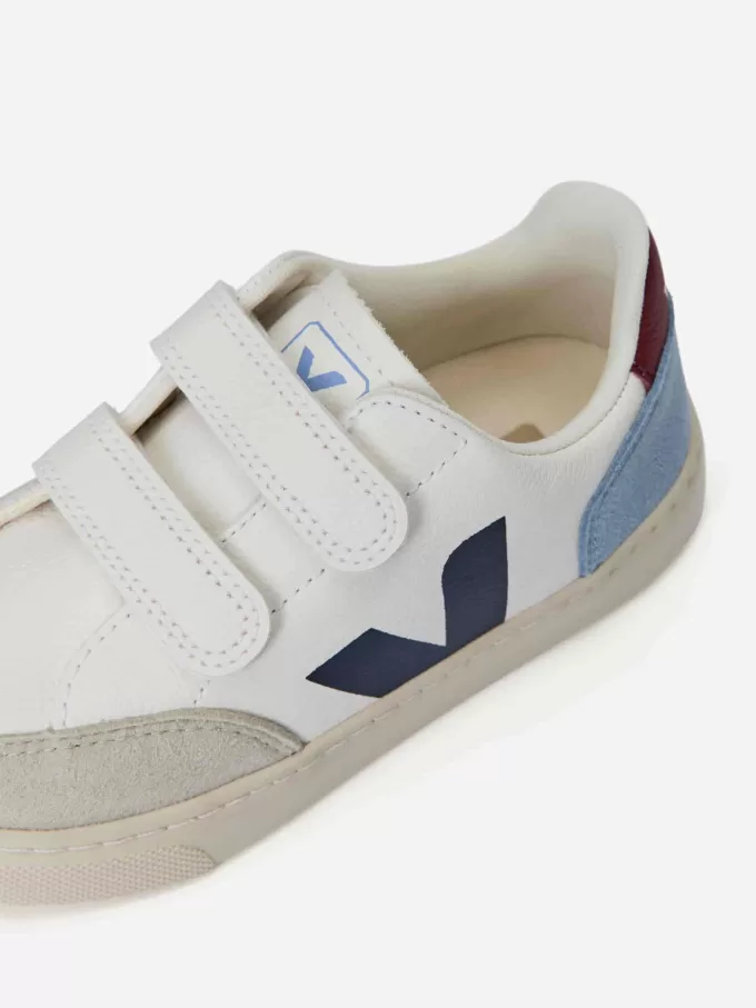 Veja V-12 Junior Trainers
