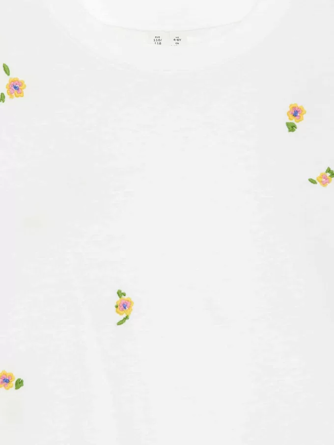 Wide-Fit T-Shirt Wide-Fit T-Shirt