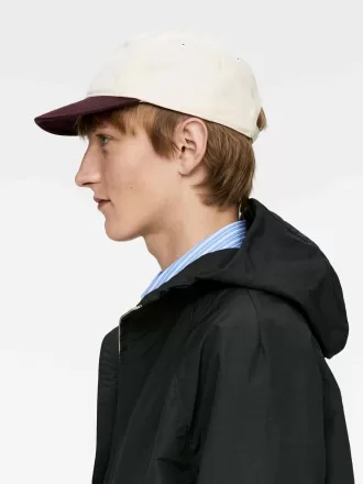 Contrast-Colour Cap