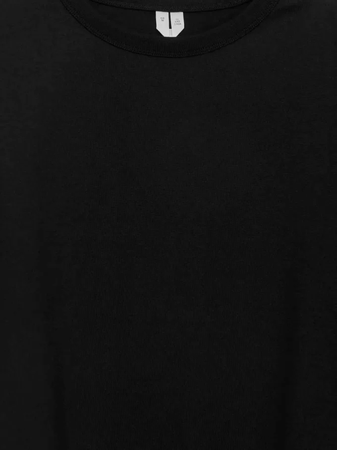 Heavy Weight T-Shirt Heavy Weight T-Shirt