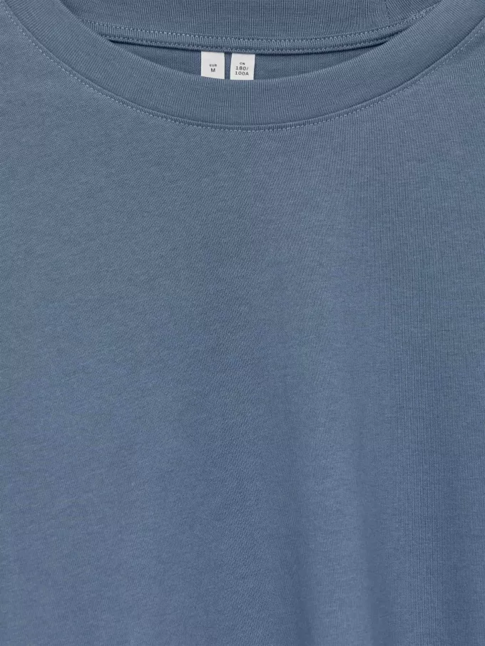 Long-Sleeve T-Shirt