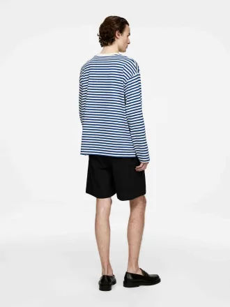 Long-Sleeved T-Shirt