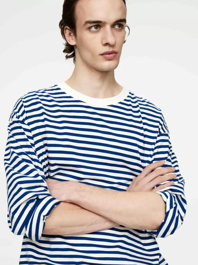 Long-Sleeved T-Shirt