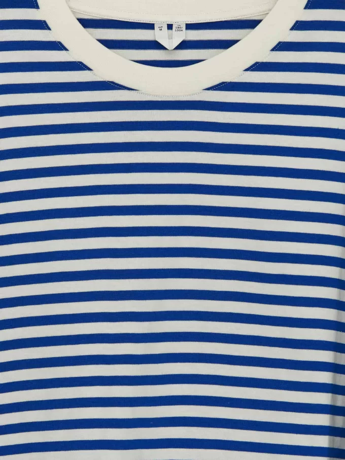 Long-Sleeved T-Shirt