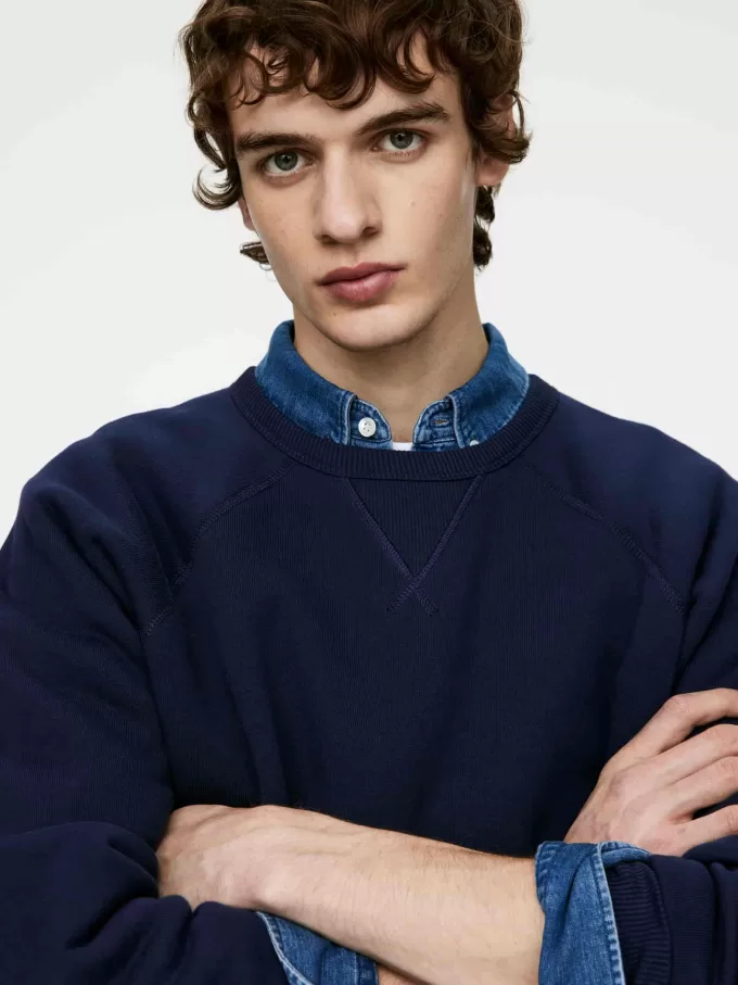 Loose-Fit Sweatshirt