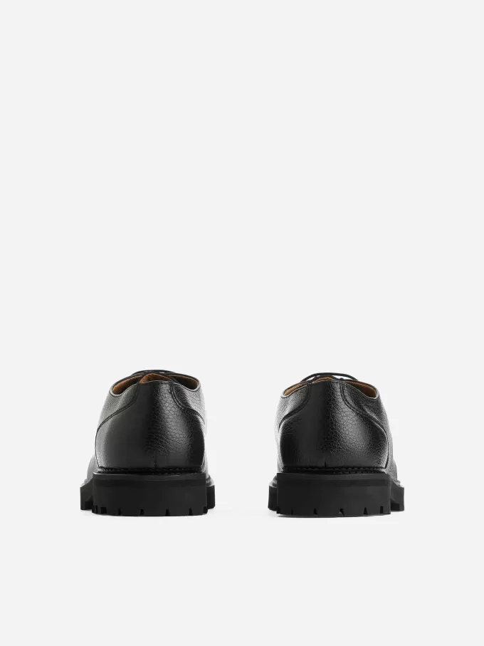 Moc-Toe Leather Shoes