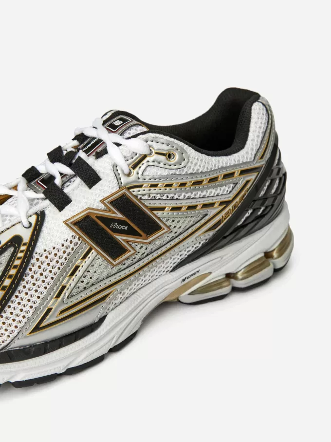 New Balance 1906R Trainers