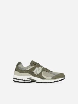 New Balance 2002R Trainers